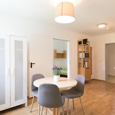 Grobo Apartments Hamburg-Harburg Buitenkant foto